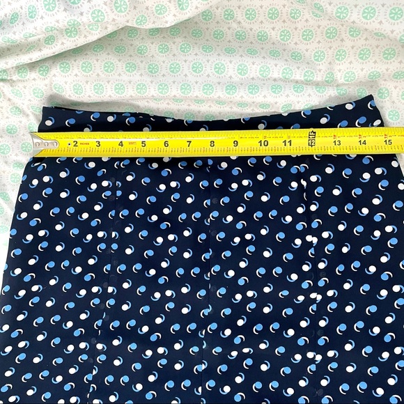 Talbots Polka Dot Midi Skirt Size 4 Navy Blue and White - Picture 9 of 10